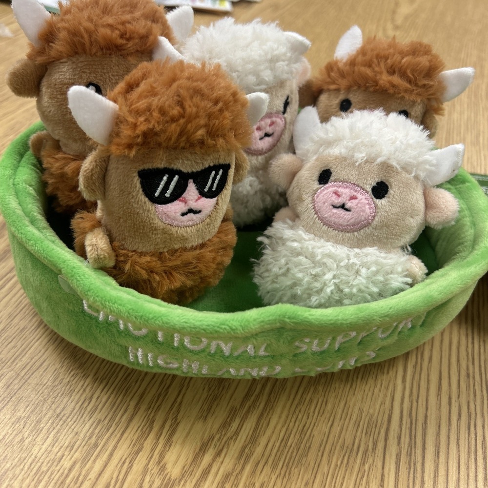 Emotional Support Highland Cows Plush Set with Basket - Perfect Gift for All Age